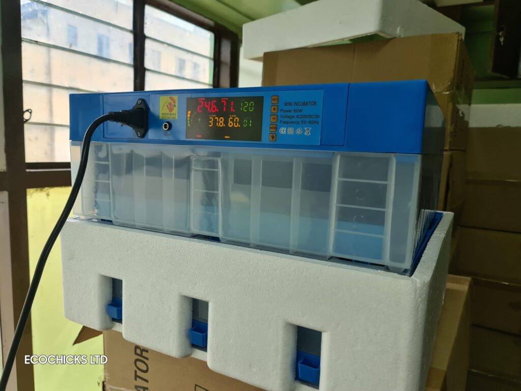 Fully automatic poultry farming solar egg incubator 128 eggs hatchery machine