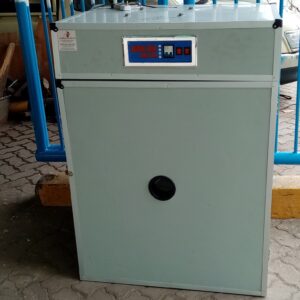 1056 automatic commercial incubator